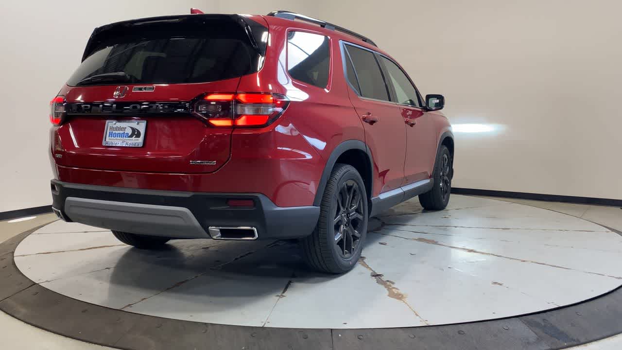 2025 Honda Pilot — side profile view
