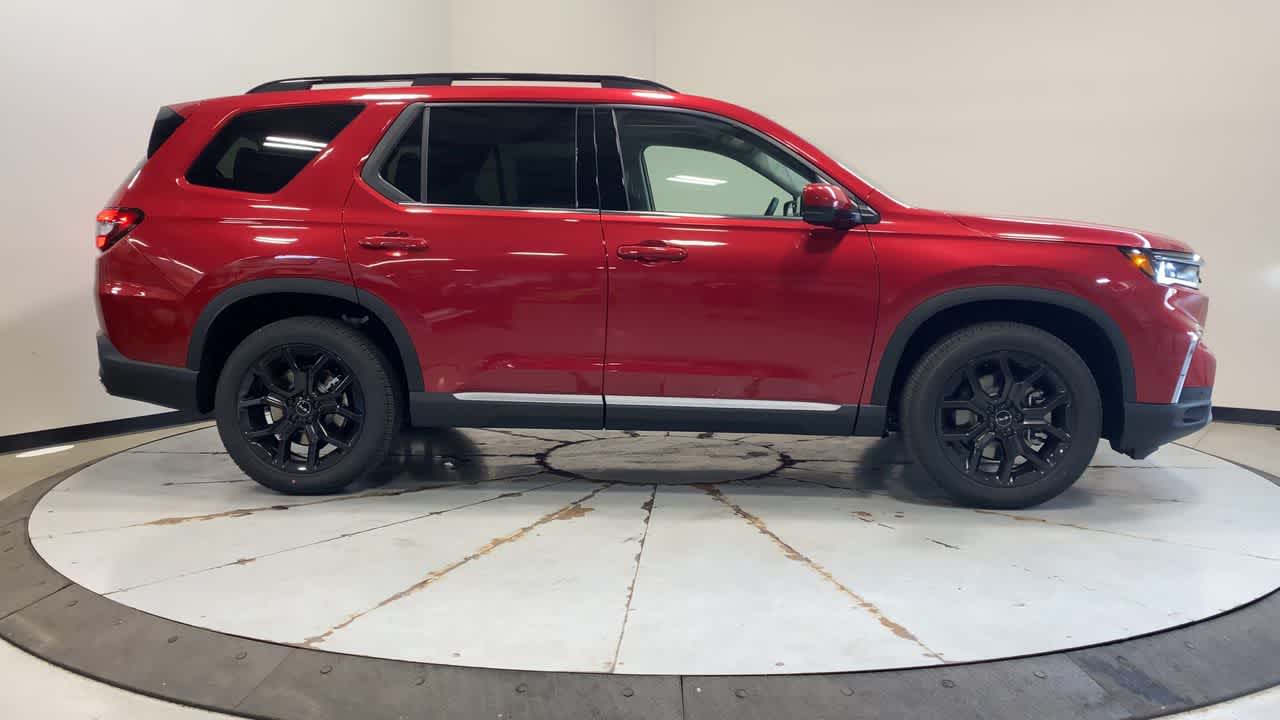 2025 Honda Pilot — interior view