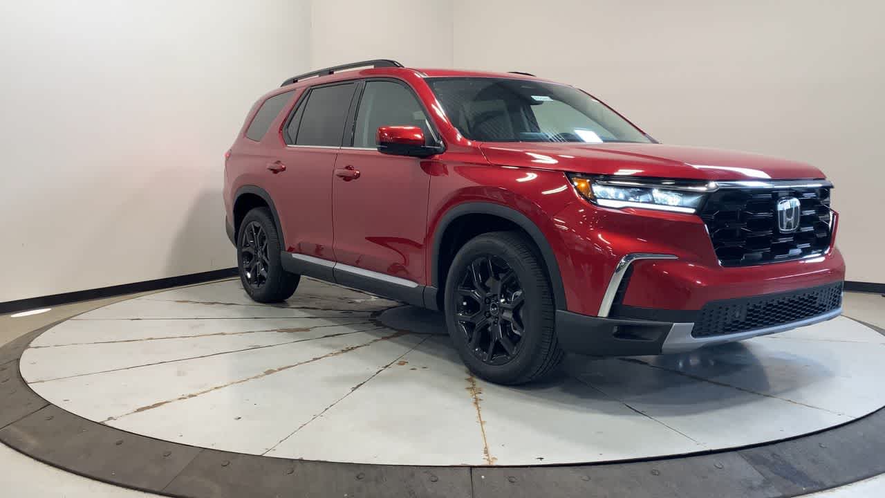2025 Honda Pilot — detail view