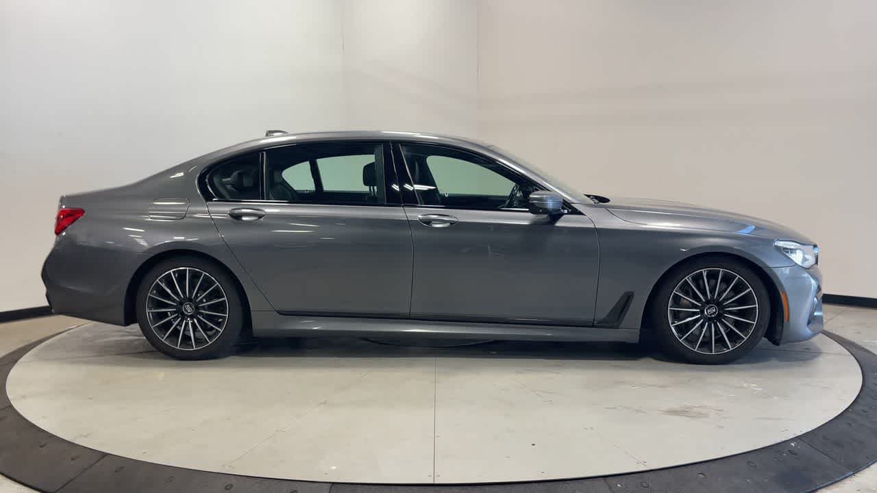 2017 BMW 750i xDrive — interior view