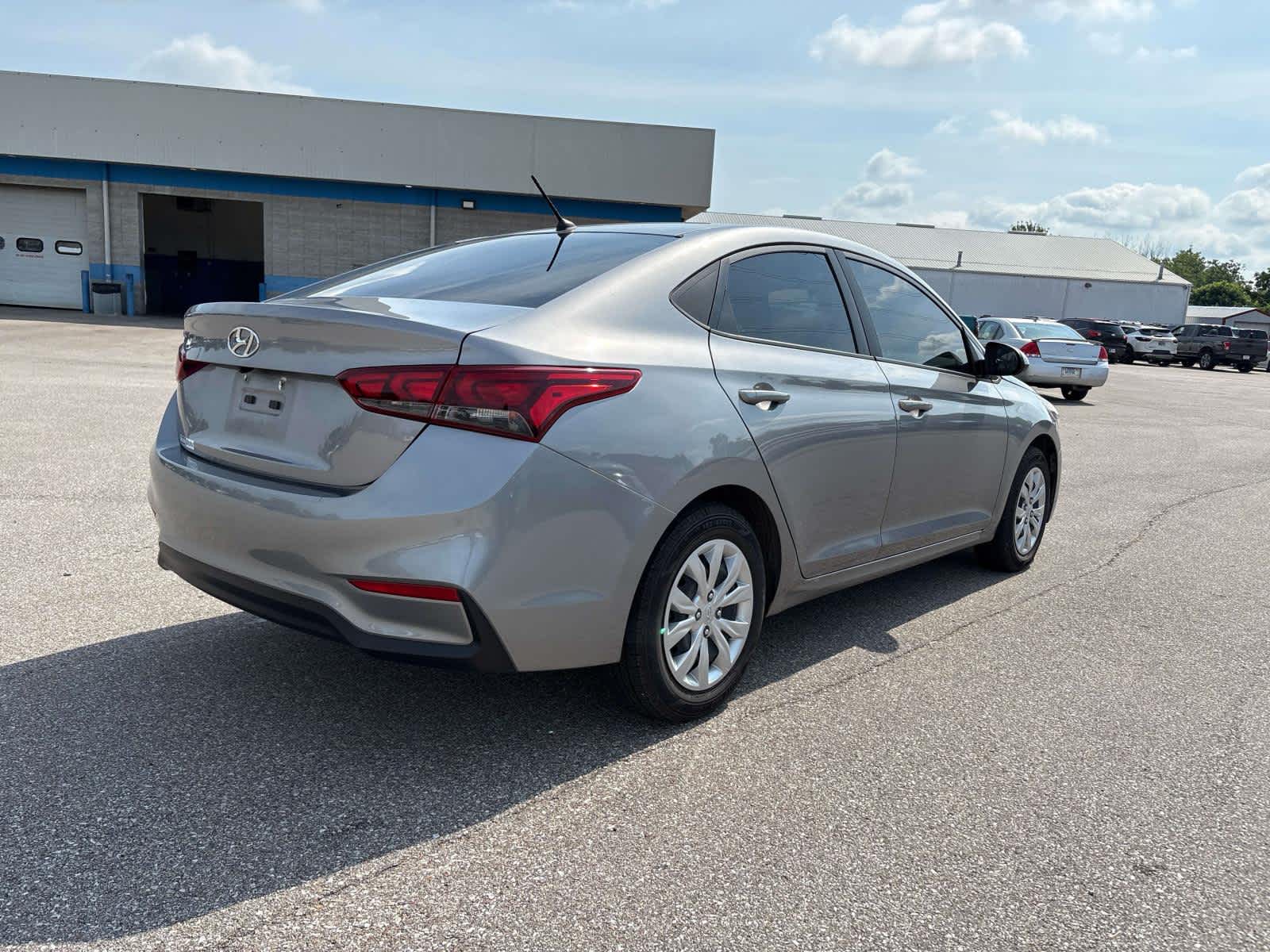 2022 Hyundai Accent — detail view