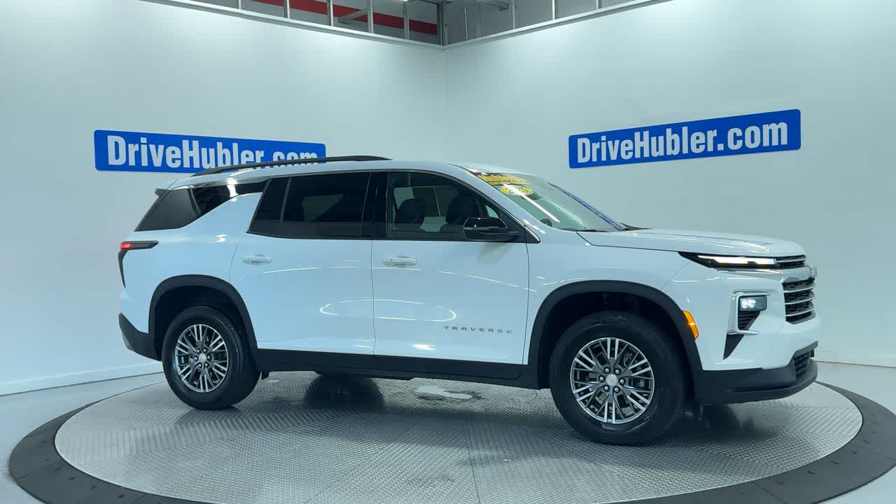 2025 Chevrolet Traverse — interior view