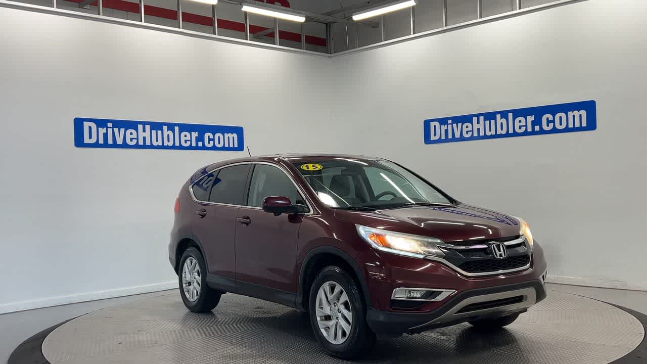 2015 Honda CR-V — rear three-quarter view