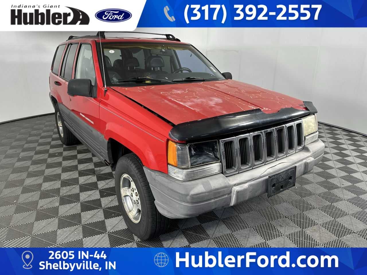 1996 Jeep Grand Cherokee Laredo in Unknown — front three-quarter view